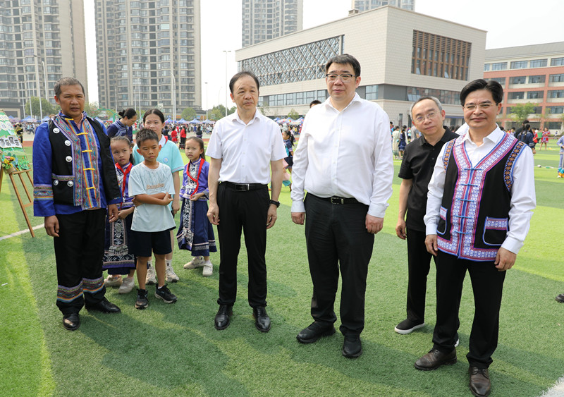 全国人大常委会法工委调研组到百色开展专题调研